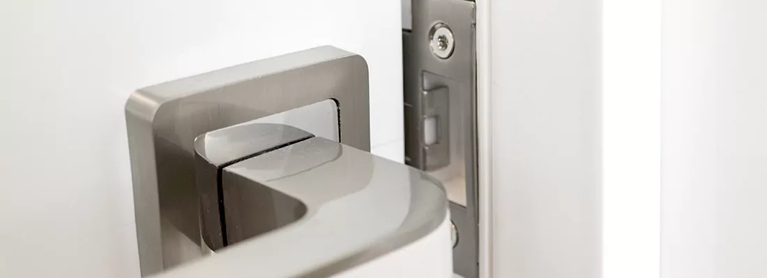 Seamless Integration of Magnetic Locks with Access Control Systems in South Surrey, BC